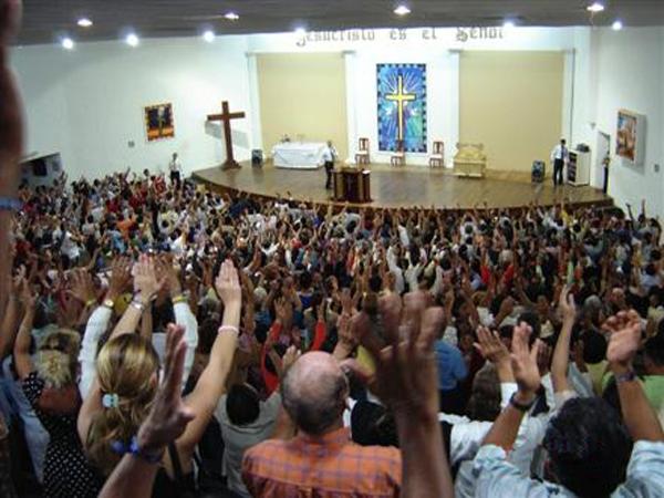 Decoracion Altares Iglesias Evangelicas ~ DiarioLaVentana com Crece la presencia de las iglesias Decoracion Altares Iglesias Evangelicas ~ DiarioLaVentana com Crece la presencia de las iglesias