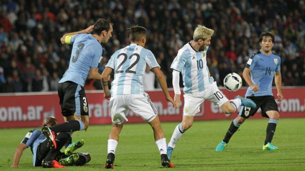 Uruguay-Argentina: a qué hora juegan y cómo ver online el ...
